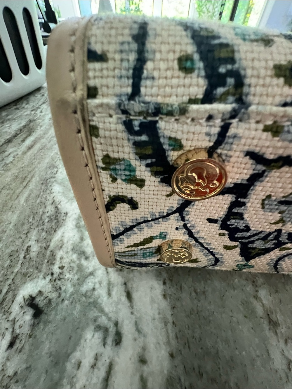 SPARTINA 449 bucket bag, Hamilton rug print purse blue/cream - Picture 4 of 11